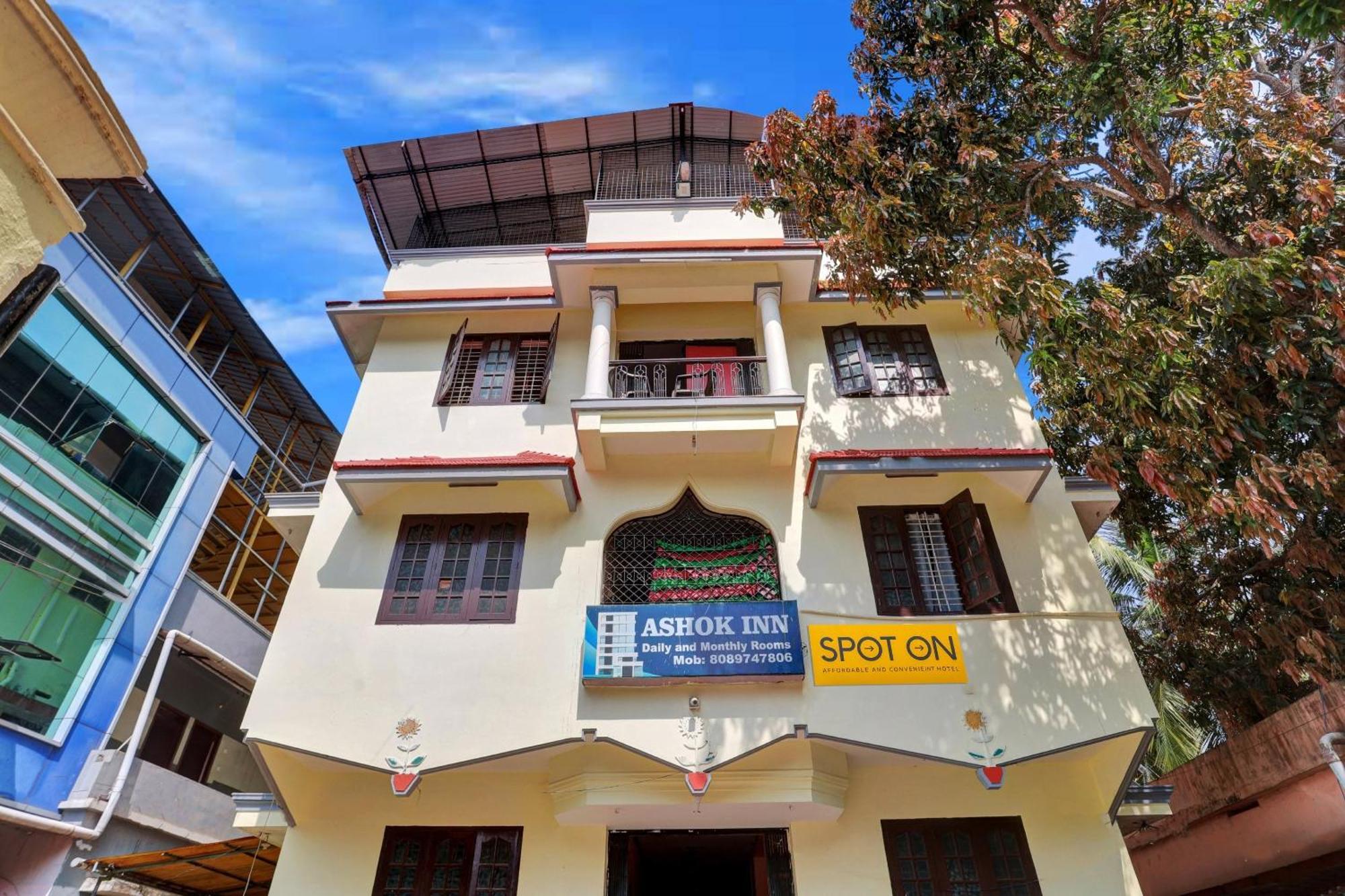 Hotel O Ashok Inn Kazhakuttam Kültér fotó